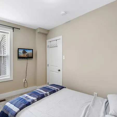 Luxury Rooms Near Temple U, Drexel, Upenn, And The Met Philadelphia Exterior photo