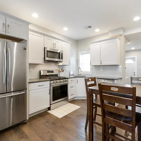 Luxury Rooms Near Temple U, Drexel, Upenn, And The Met Philadelphia Exterior photo